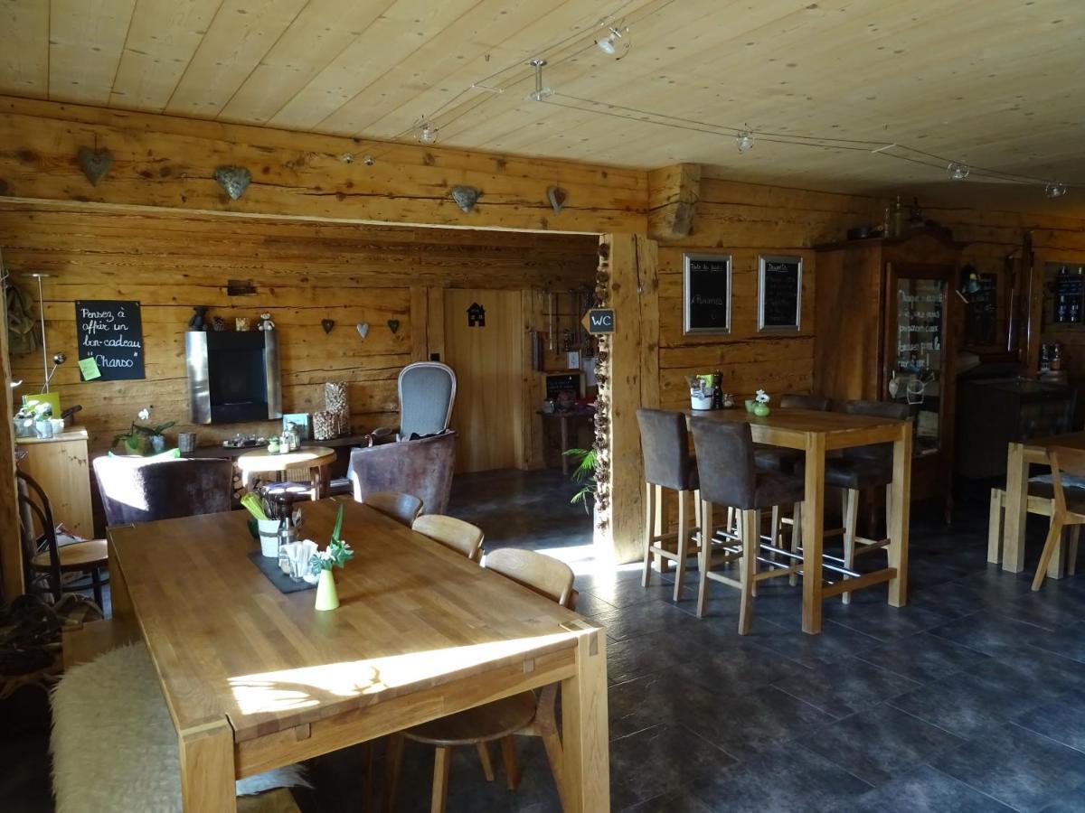 Chalet Chanso Моргинс Екстериор снимка